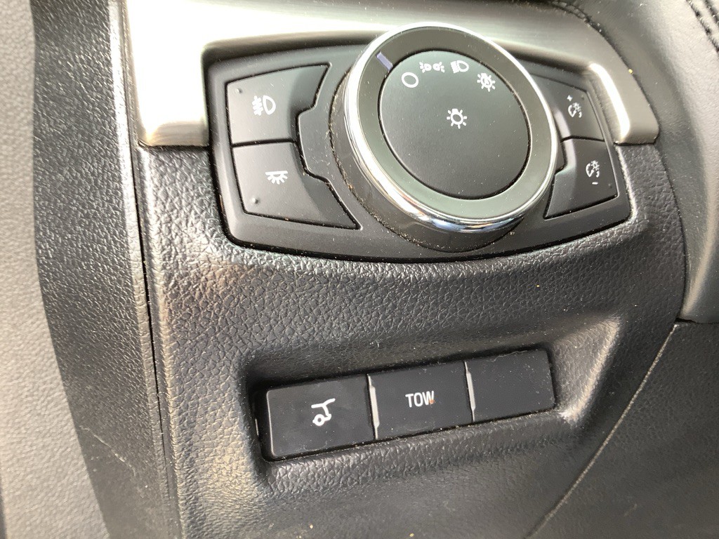 2017 Ford Explorer Image 20
