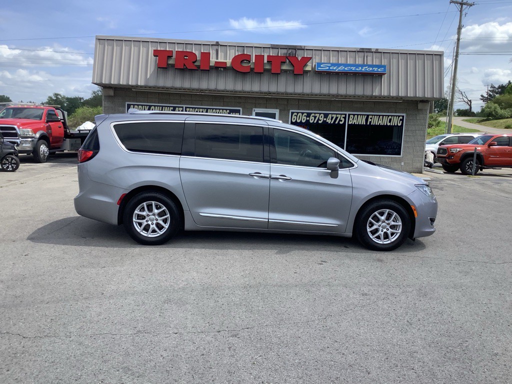 2020 Chrysler Pacifica Image 5
