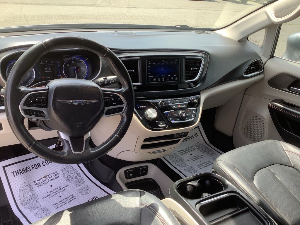 2020 Chrysler Pacifica Image 15