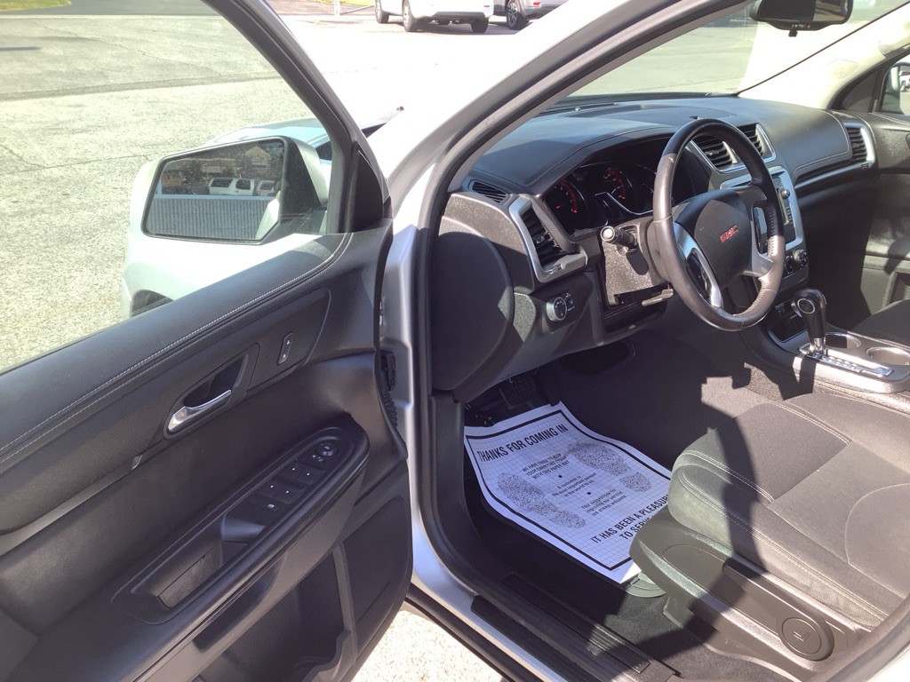 2016 GMC Acadia Image 11
