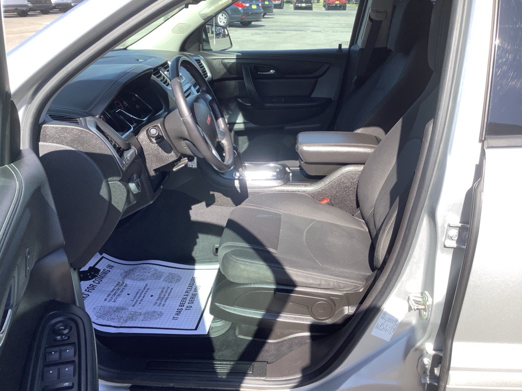 2016 GMC Acadia Image 12