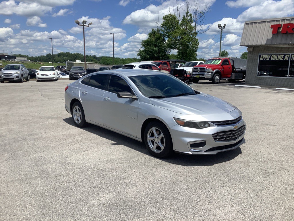 2016 Chevrolet Malibu Image 4