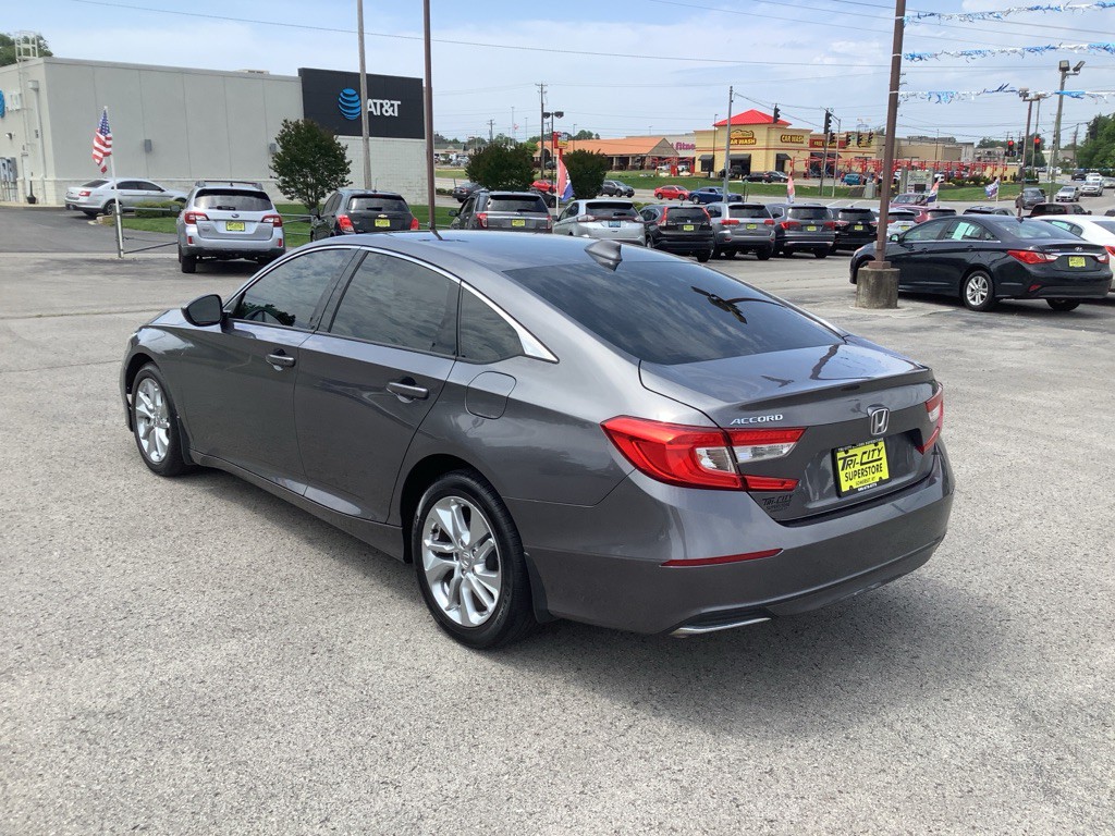 2018 Honda Accord Image 9