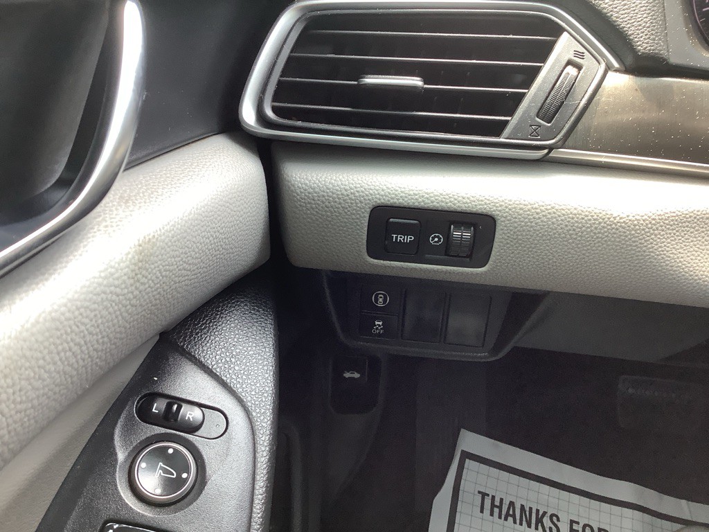 2018 Honda Accord Image 17