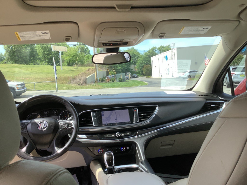 2020 Buick Enclave Image 17