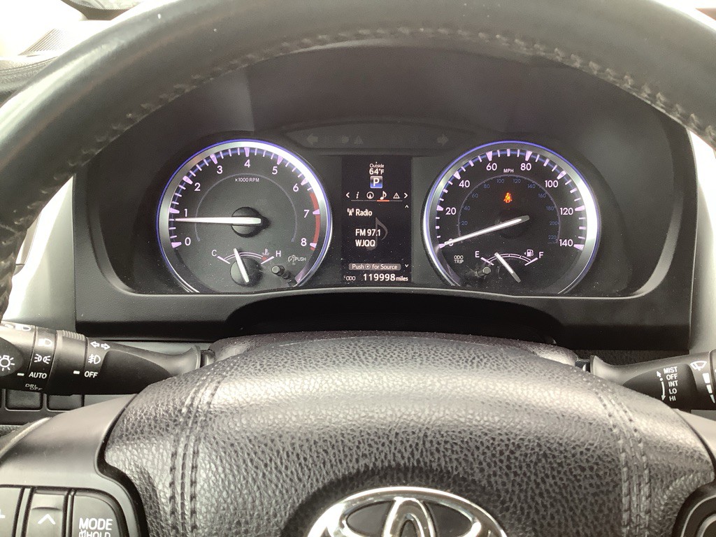 2016 Toyota Highlander Image 22