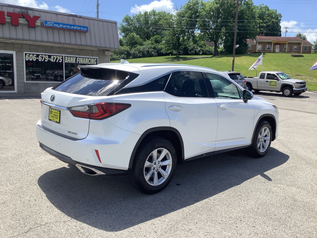 2017 Lexus RX Image 8