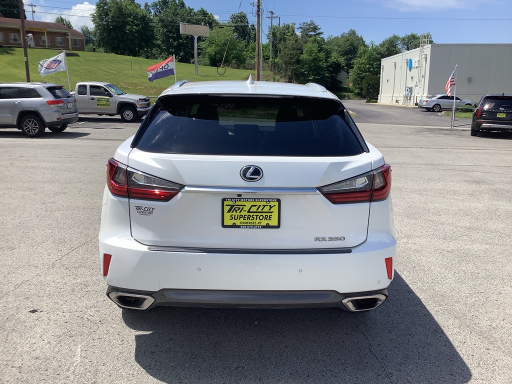 2017 Lexus RX Image 9