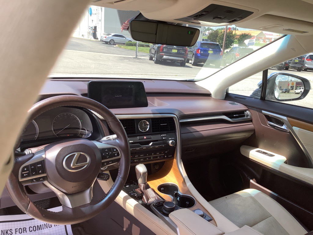 2017 Lexus RX Image 17