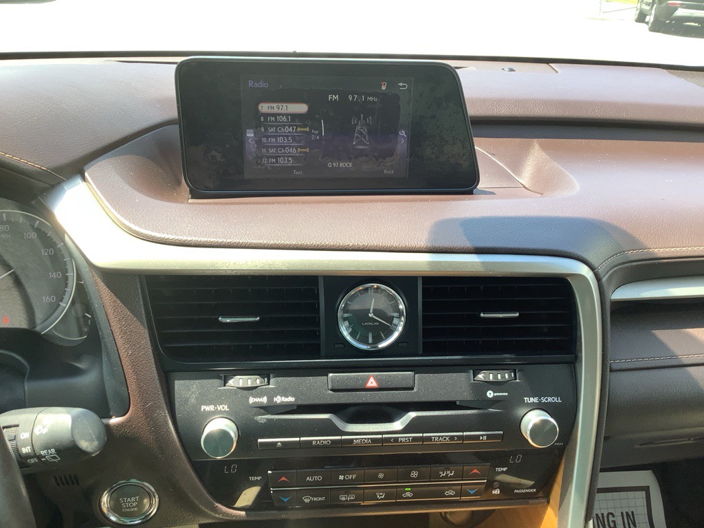 2017 Lexus RX Image 22