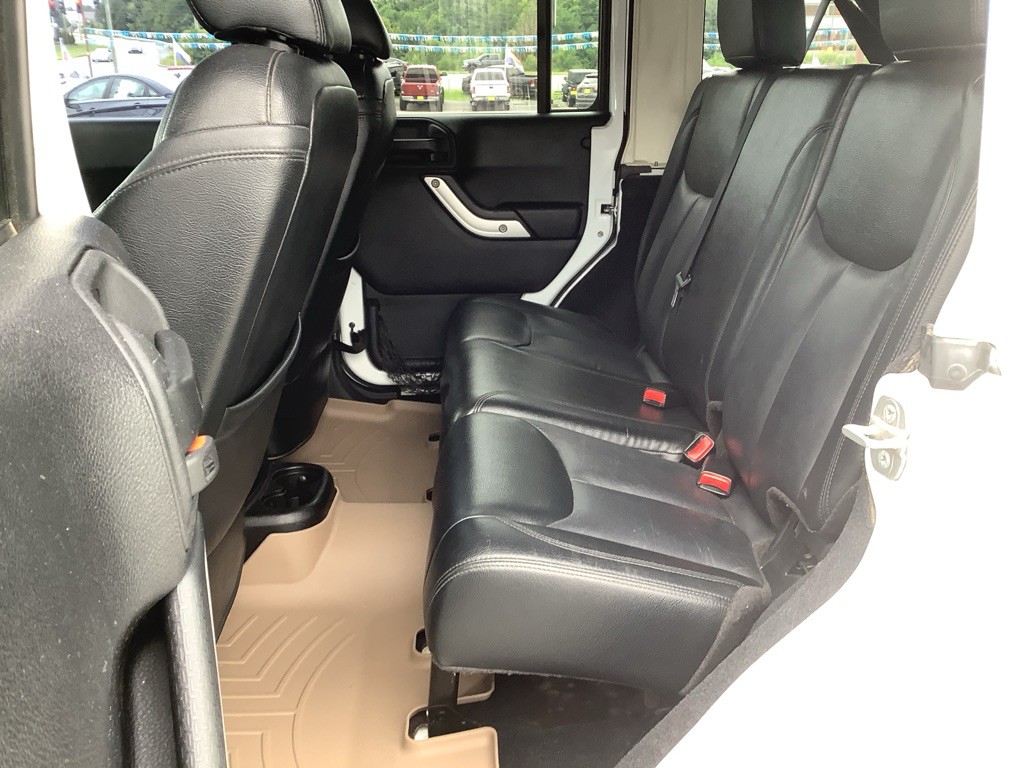 2014 Jeep Wrangler Unlimited Image 14