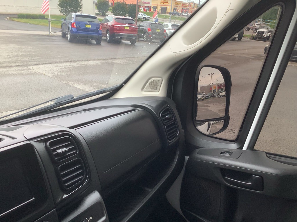 2023 RAM Promaster Image 22