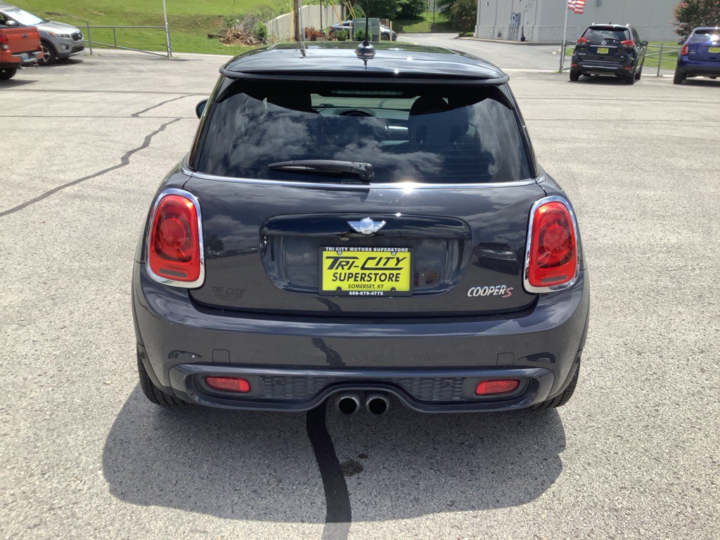 2014 MINI Cooper Image 7