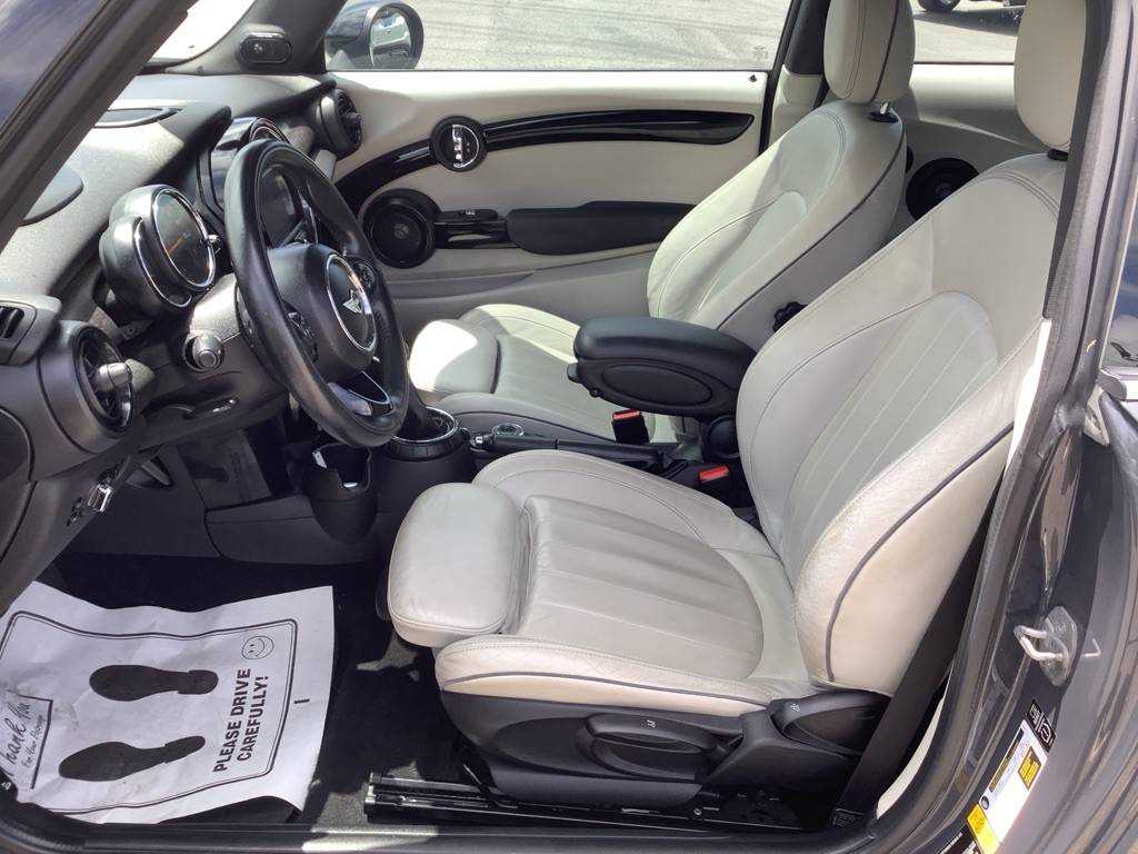 2014 MINI Cooper Image 12
