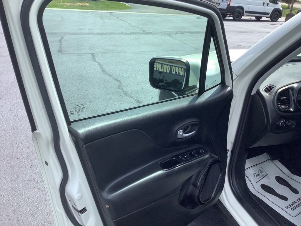 2018 Jeep Renegade Image 11