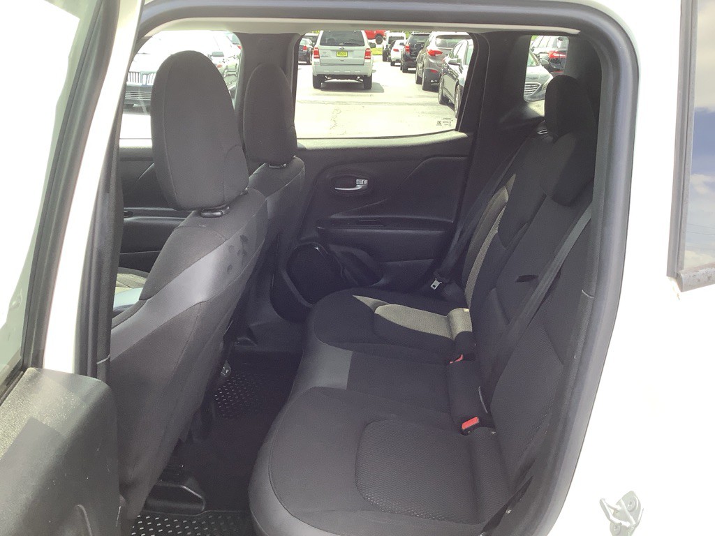 2018 Jeep Renegade Image 13