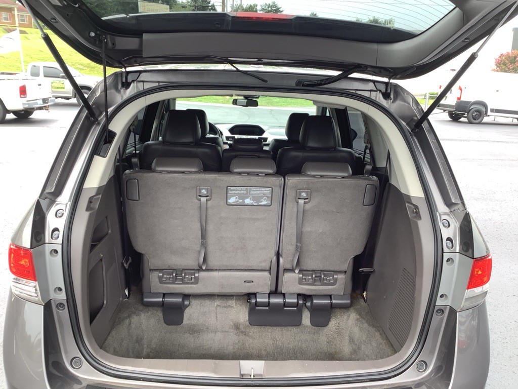 2017 Honda Odyssey Image 8