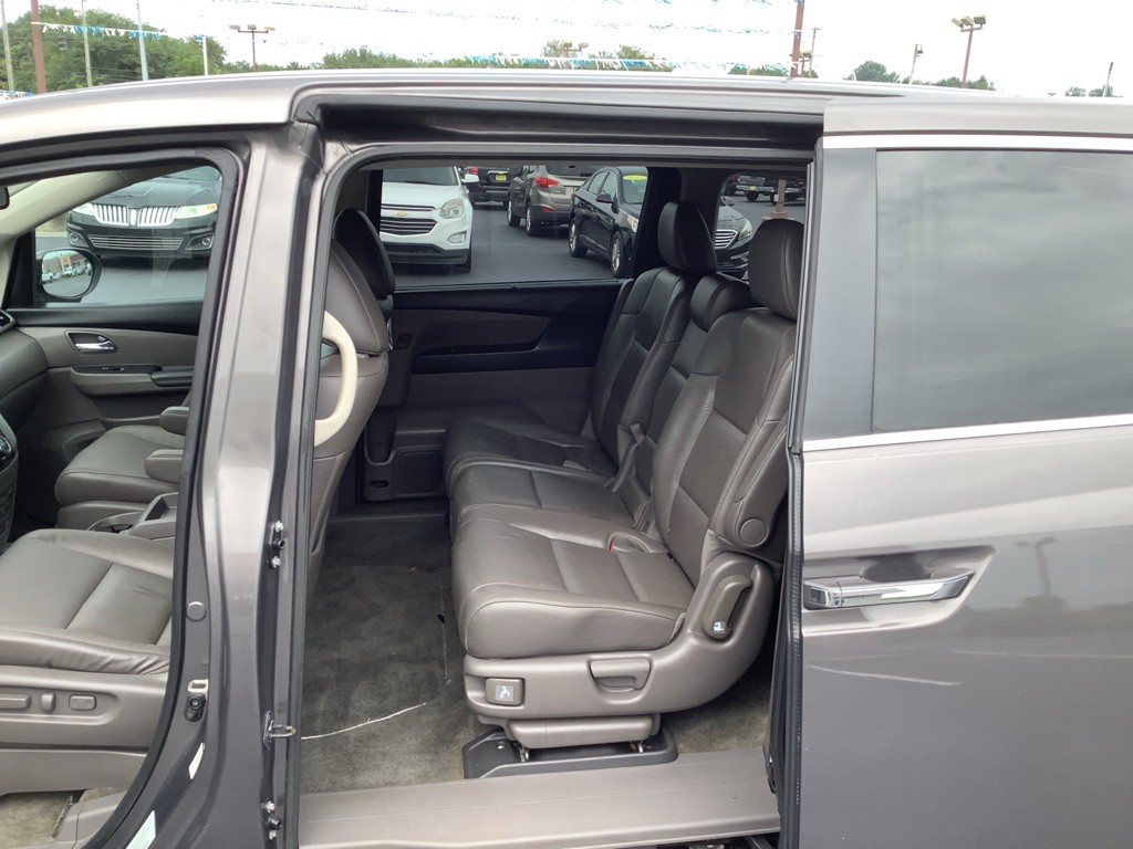2017 Honda Odyssey Image 13