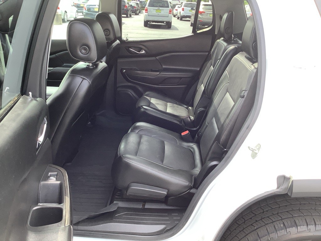 2018 GMC Acadia Image 15