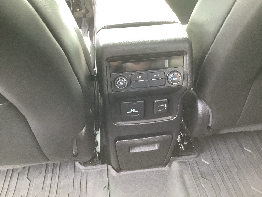 2018 GMC Acadia Image 17