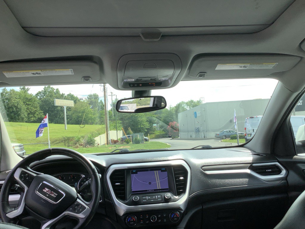 2018 GMC Acadia Image 18