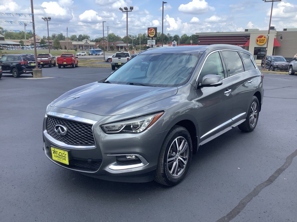 2017 INFINITI QX60 Image 2