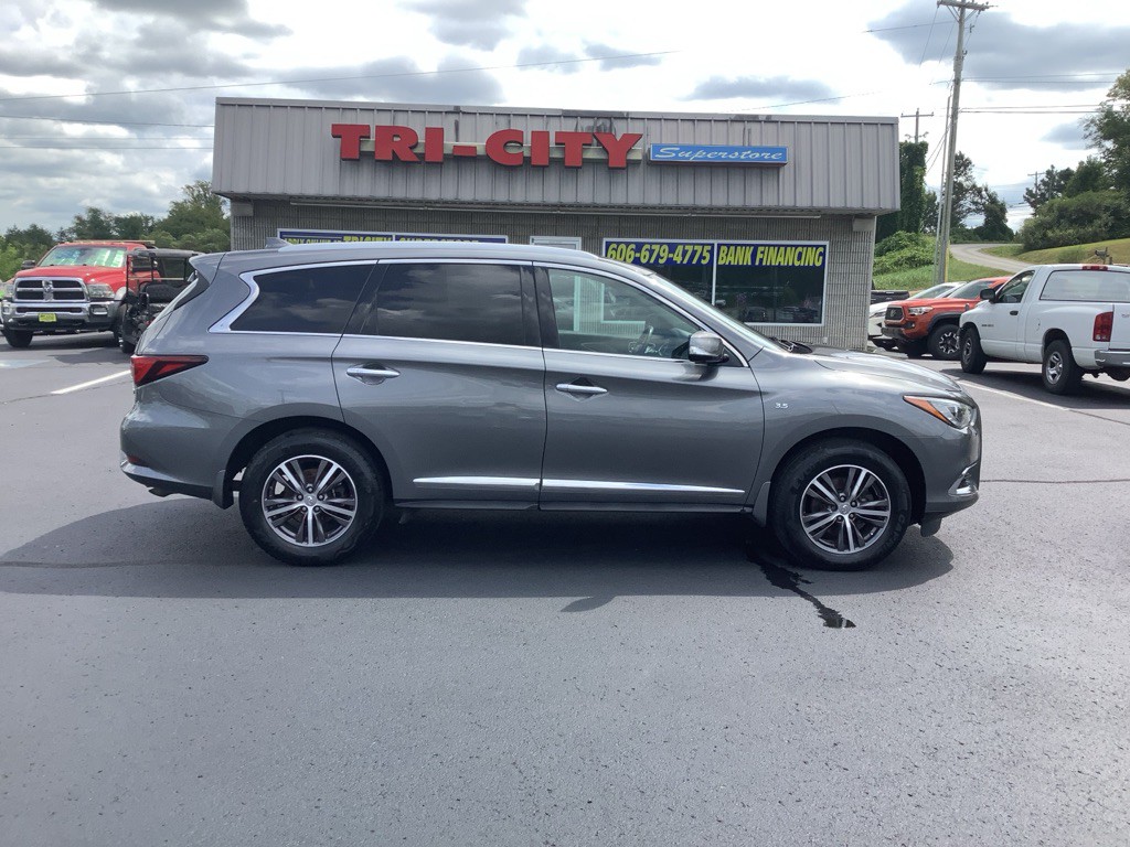 2017 INFINITI QX60 Image 5