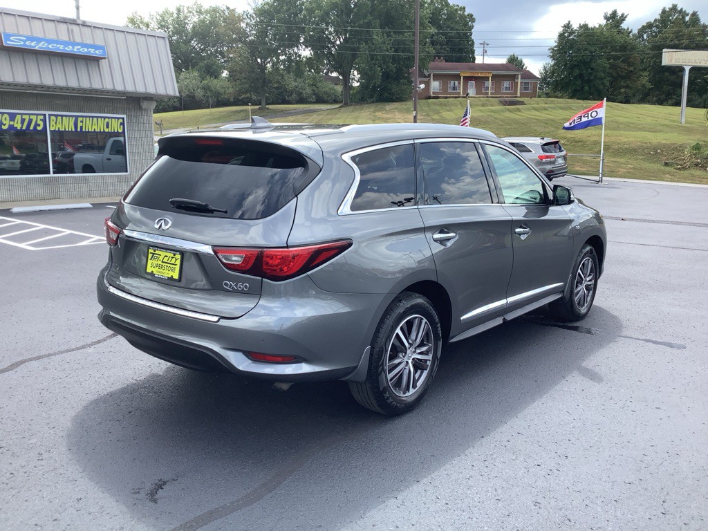2017 INFINITI QX60 Image 6