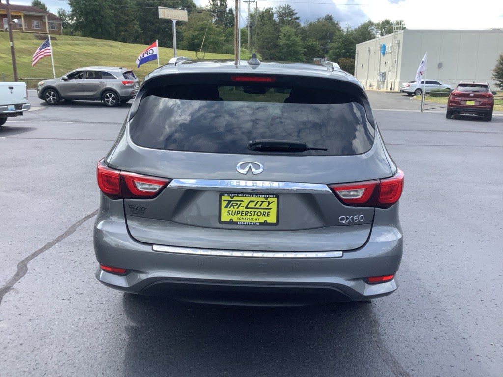2017 INFINITI QX60 Image 7
