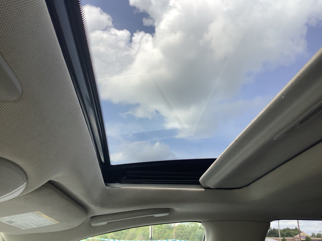 2017 INFINITI QX60 Image 18
