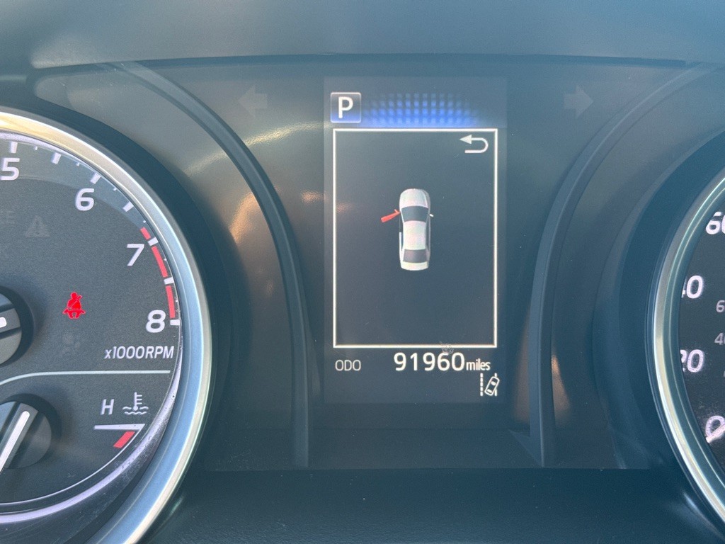 2018 Toyota Camry Image 9
