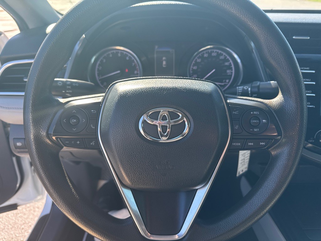 2018 Toyota Camry Image 12