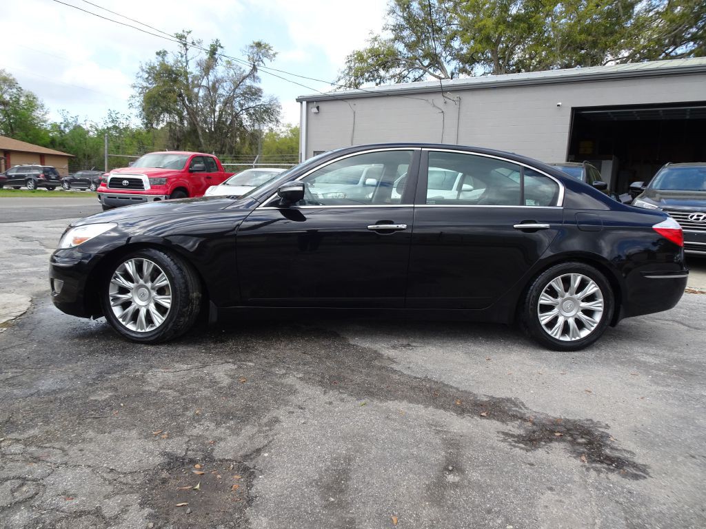 2009 Hyundai Genesis Image 8