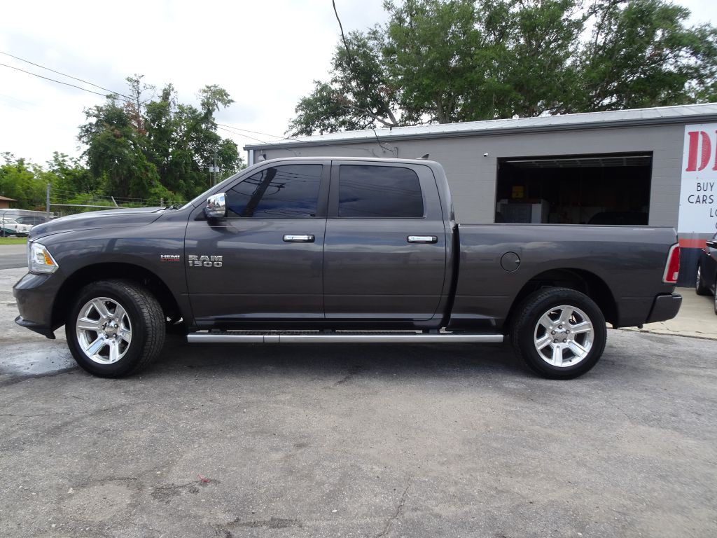 2014 RAM 1500 Image 9