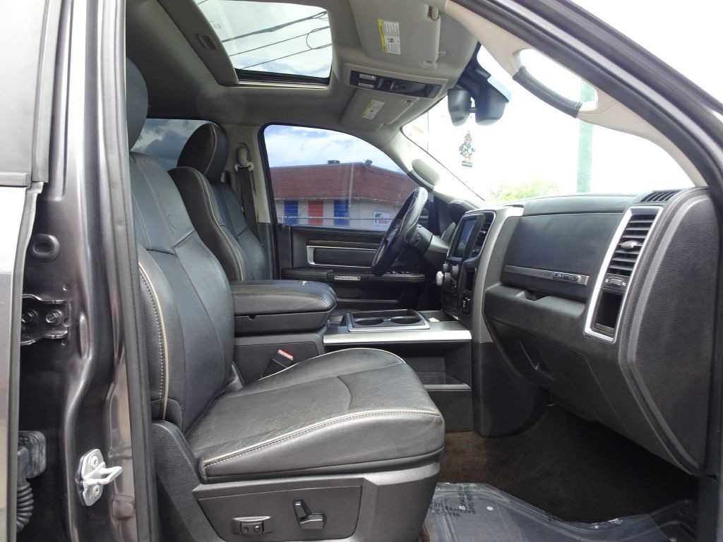 2014 RAM 1500 Image 17