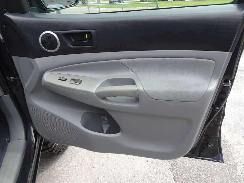 2009 Toyota Tacoma Image 17