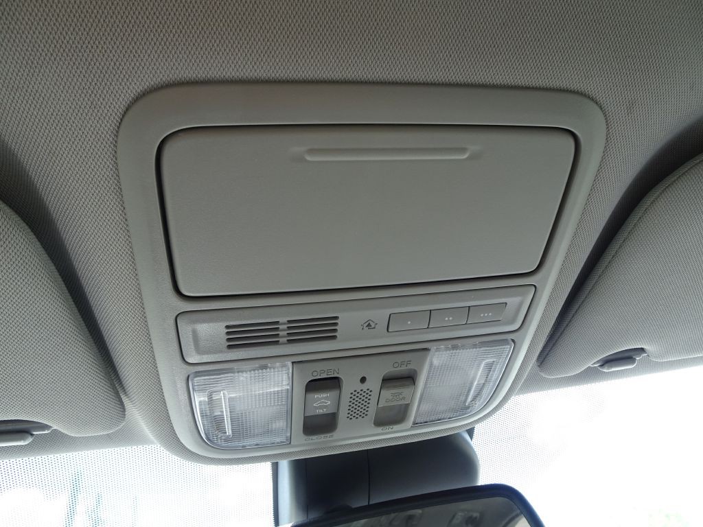2014 Honda Odyssey Image 24