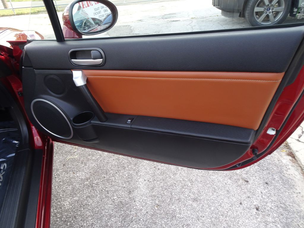 2008 Mazda MX-5 Miata Image 17