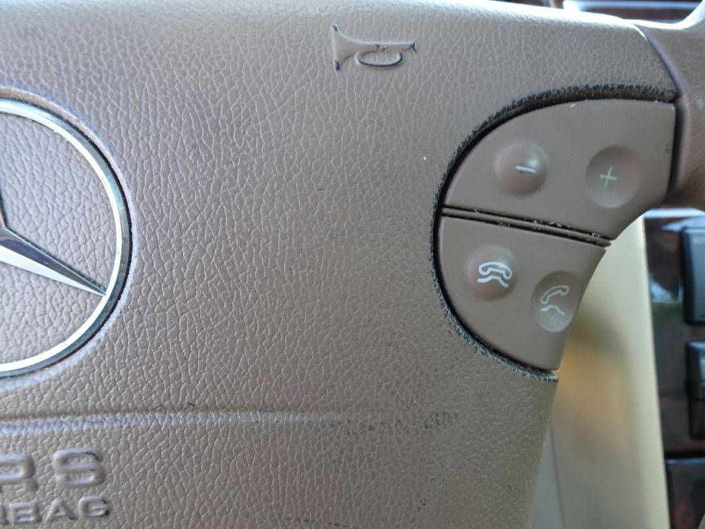 2001 Mercedes-Benz E-Class Image 21
