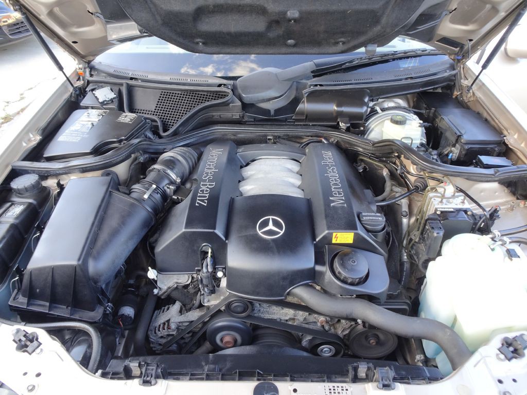 2001 Mercedes-Benz E-Class Image 26