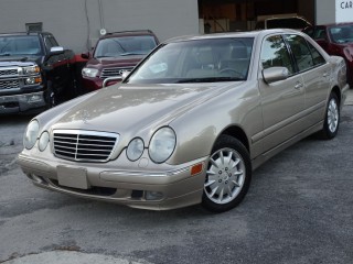 Image for 2001 Mercedes-Benz E-Class E 320 4MATIC ID: 6855119