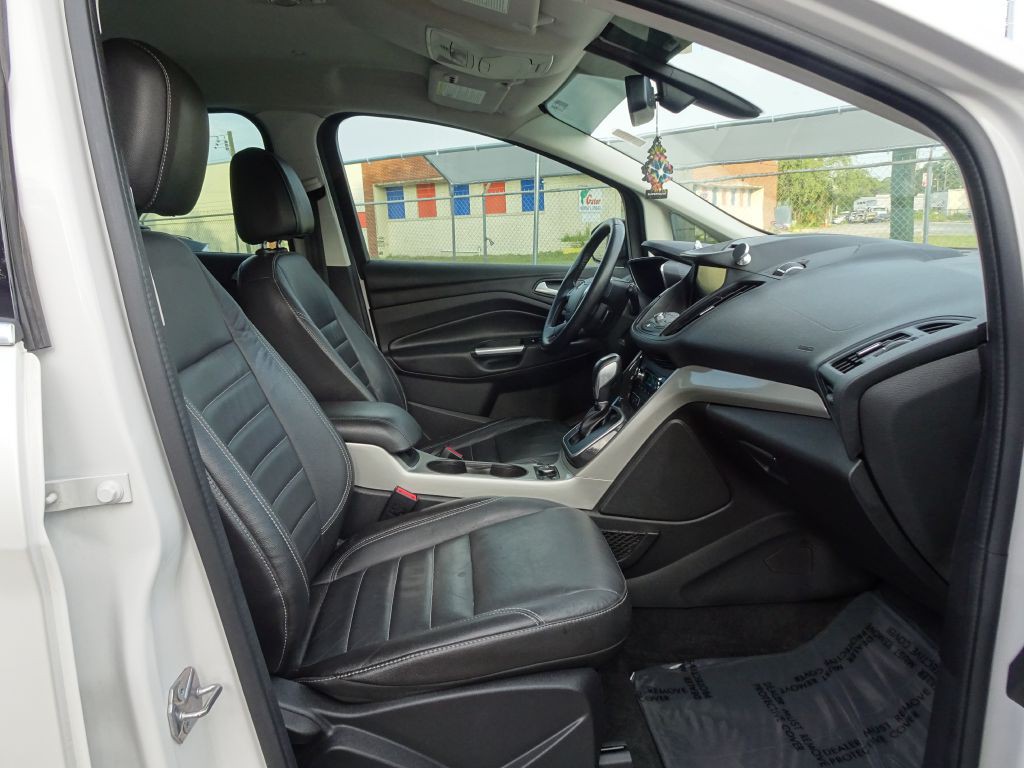 2015 Ford C-Max Image 16