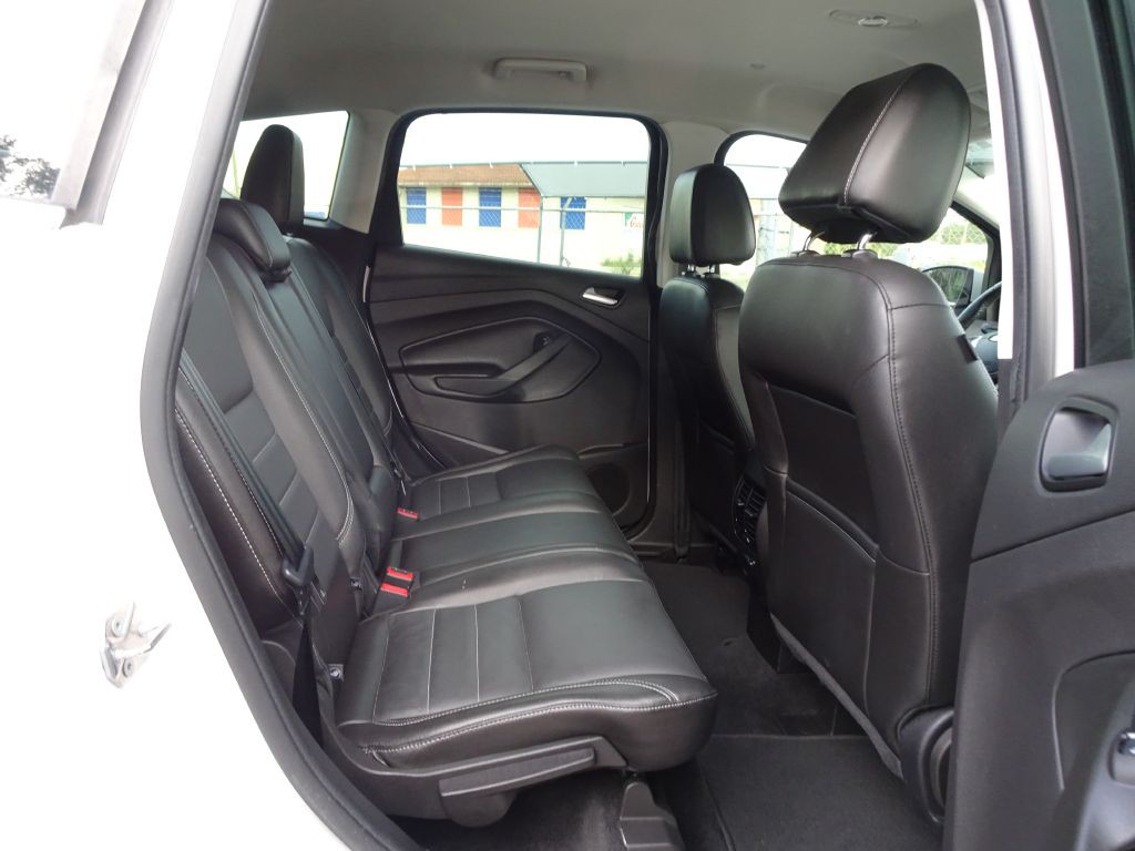 2015 Ford C-Max Image 18