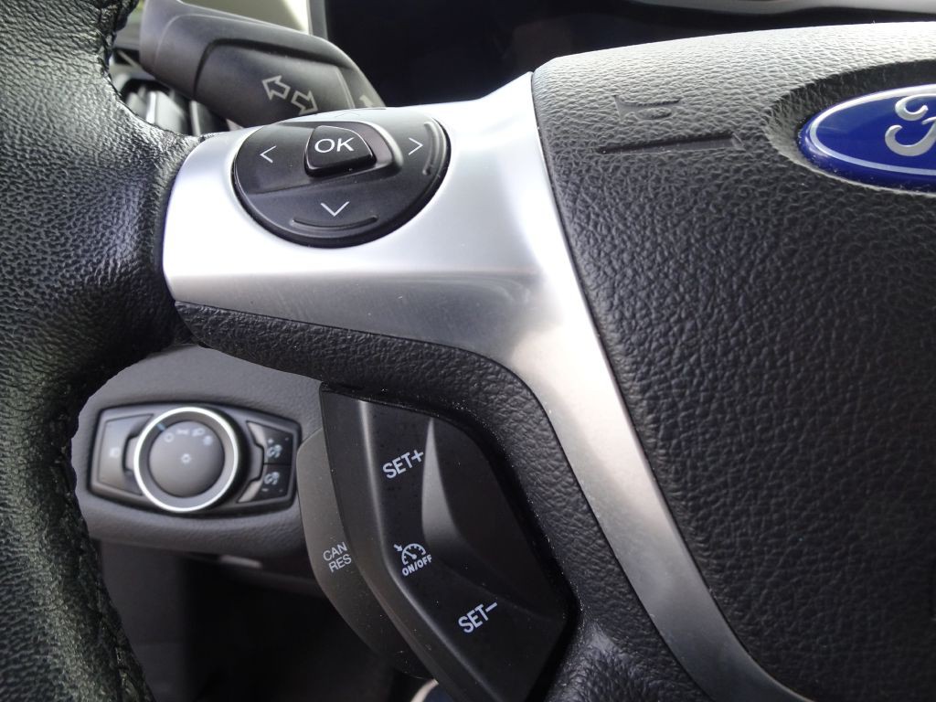 2015 Ford C-Max Image 20