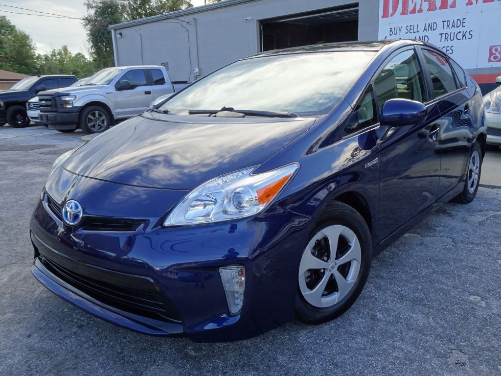 2013 Toyota Prius Image 9