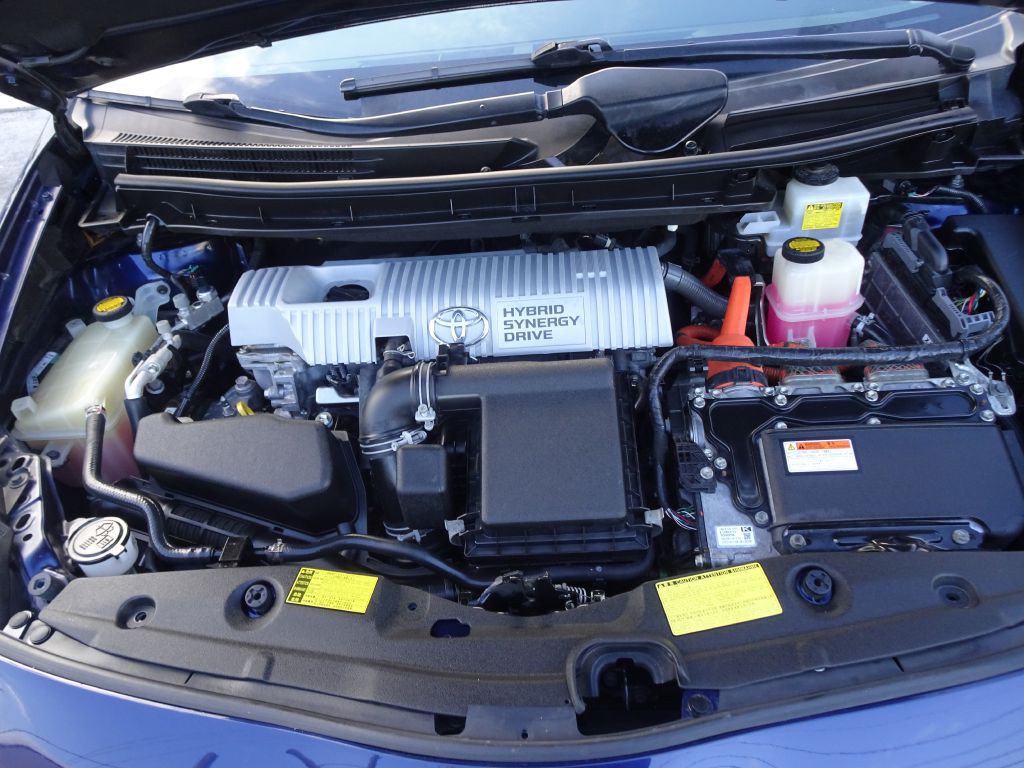 2013 Toyota Prius Image 29