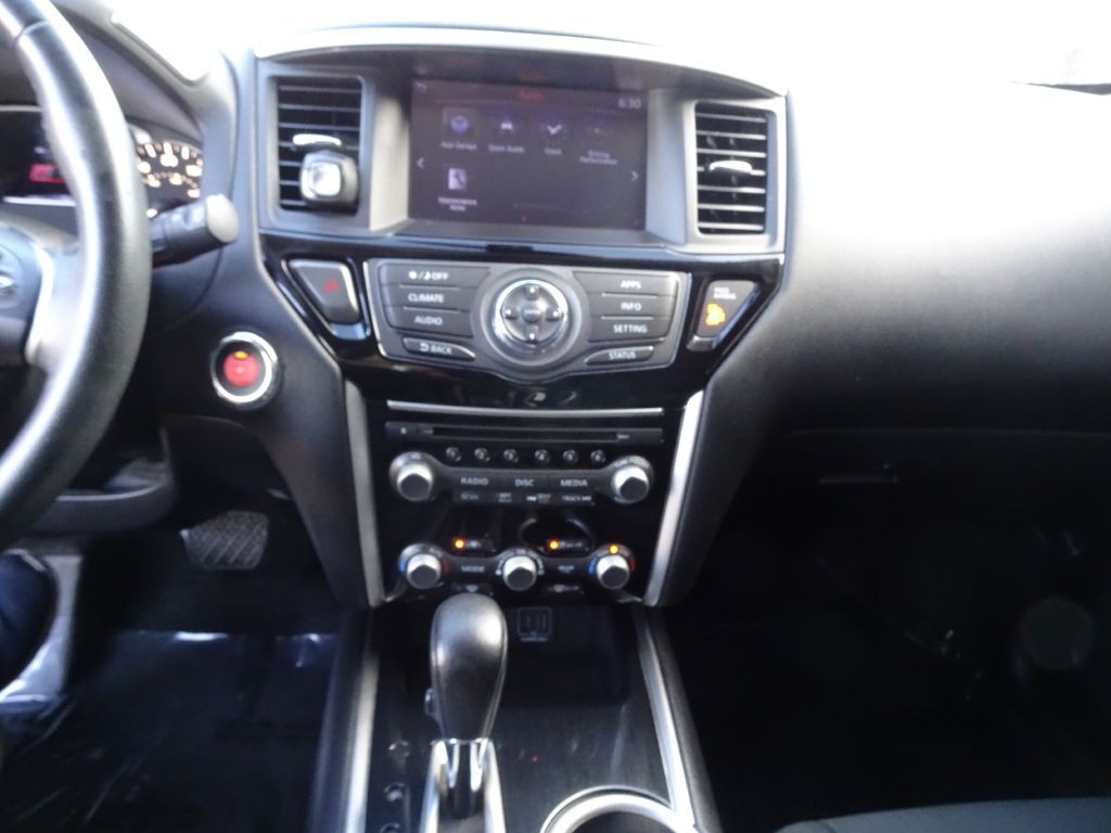2019 Nissan Pathfinder Image 25