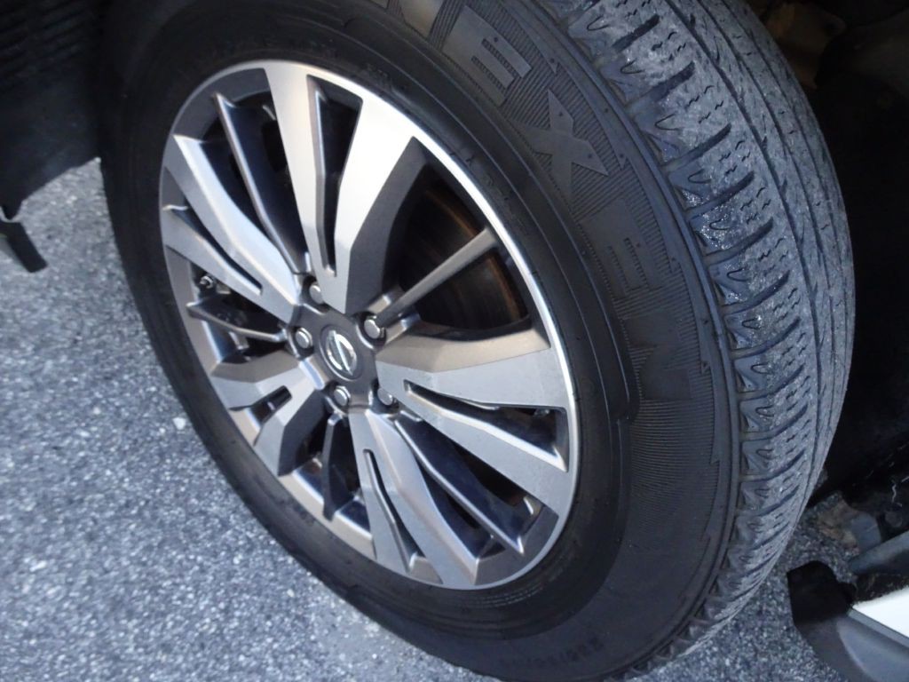 2019 Nissan Pathfinder Image 29