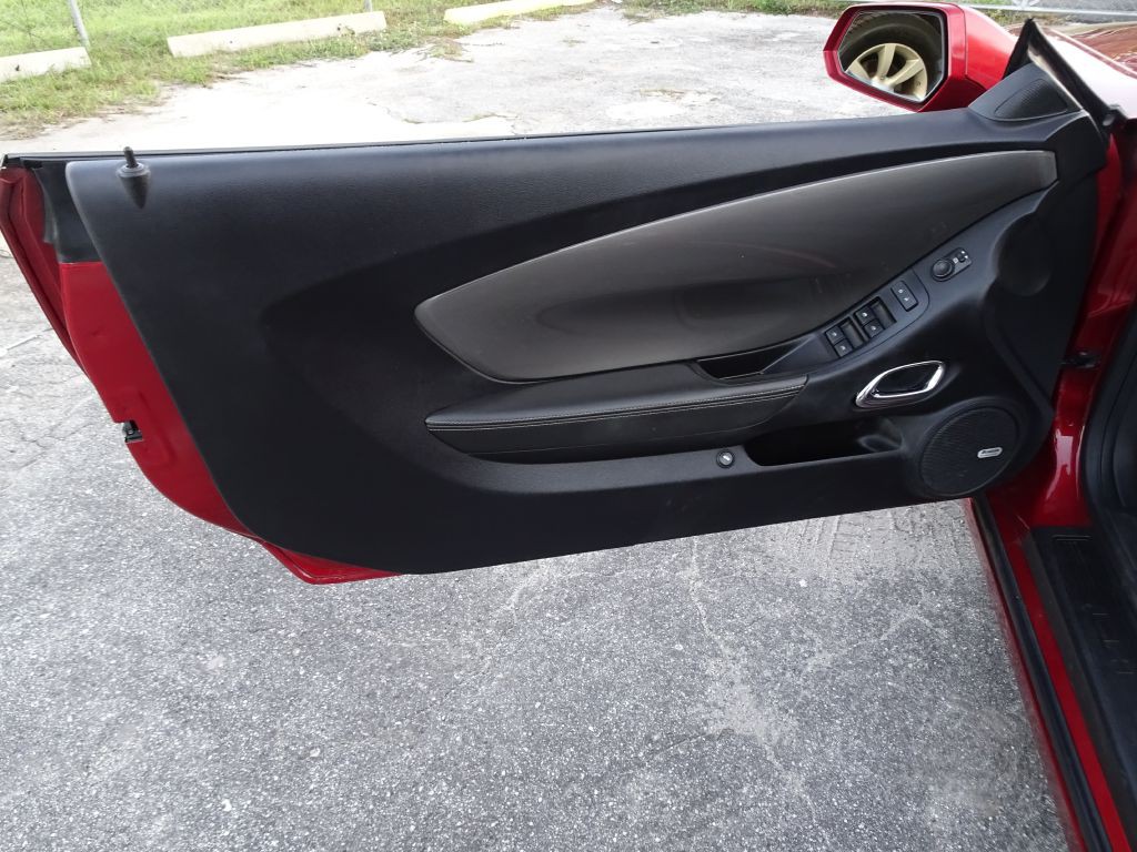 2015 Chevrolet Camaro Image 21