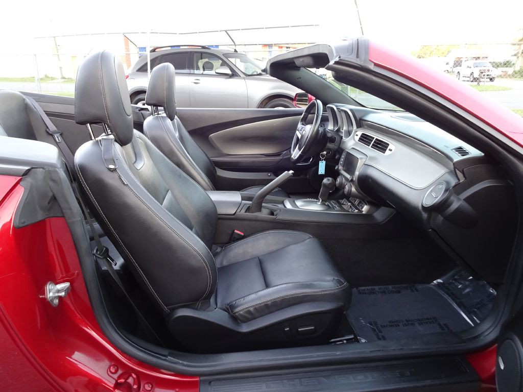 2015 Chevrolet Camaro Image 23
